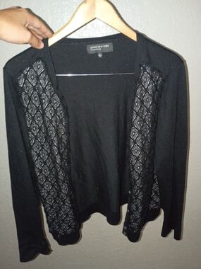 Jones New York Black Open-Front Cardigan with Lace Panels